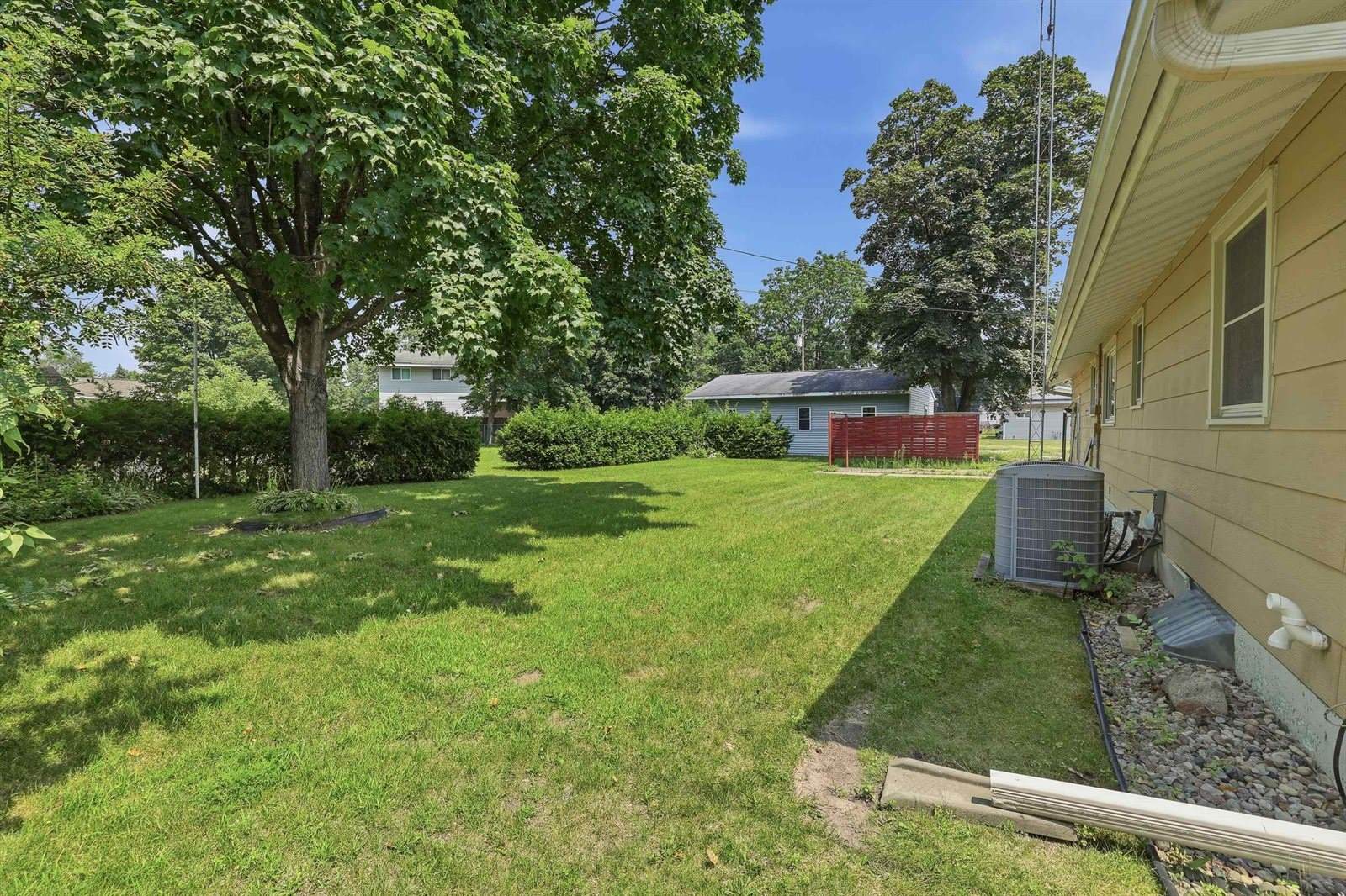2416 Center Street, Stevens Point, WI 54481