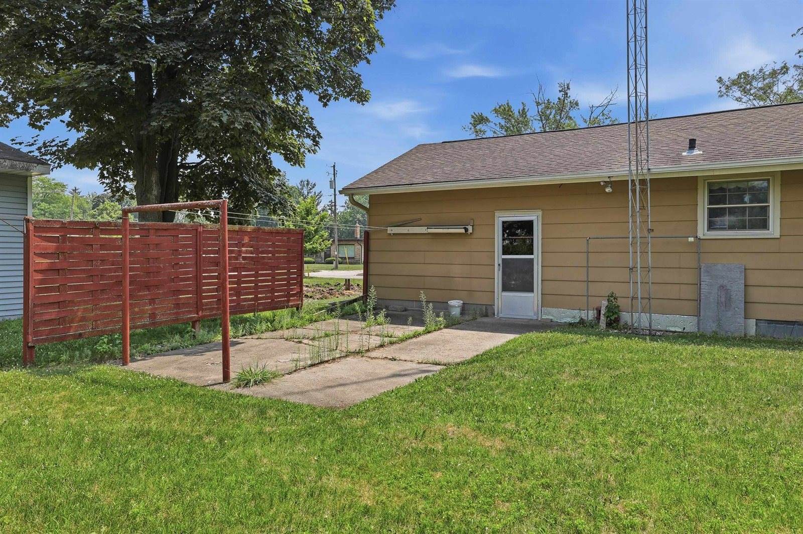 2416 Center Street, Stevens Point, WI 54481