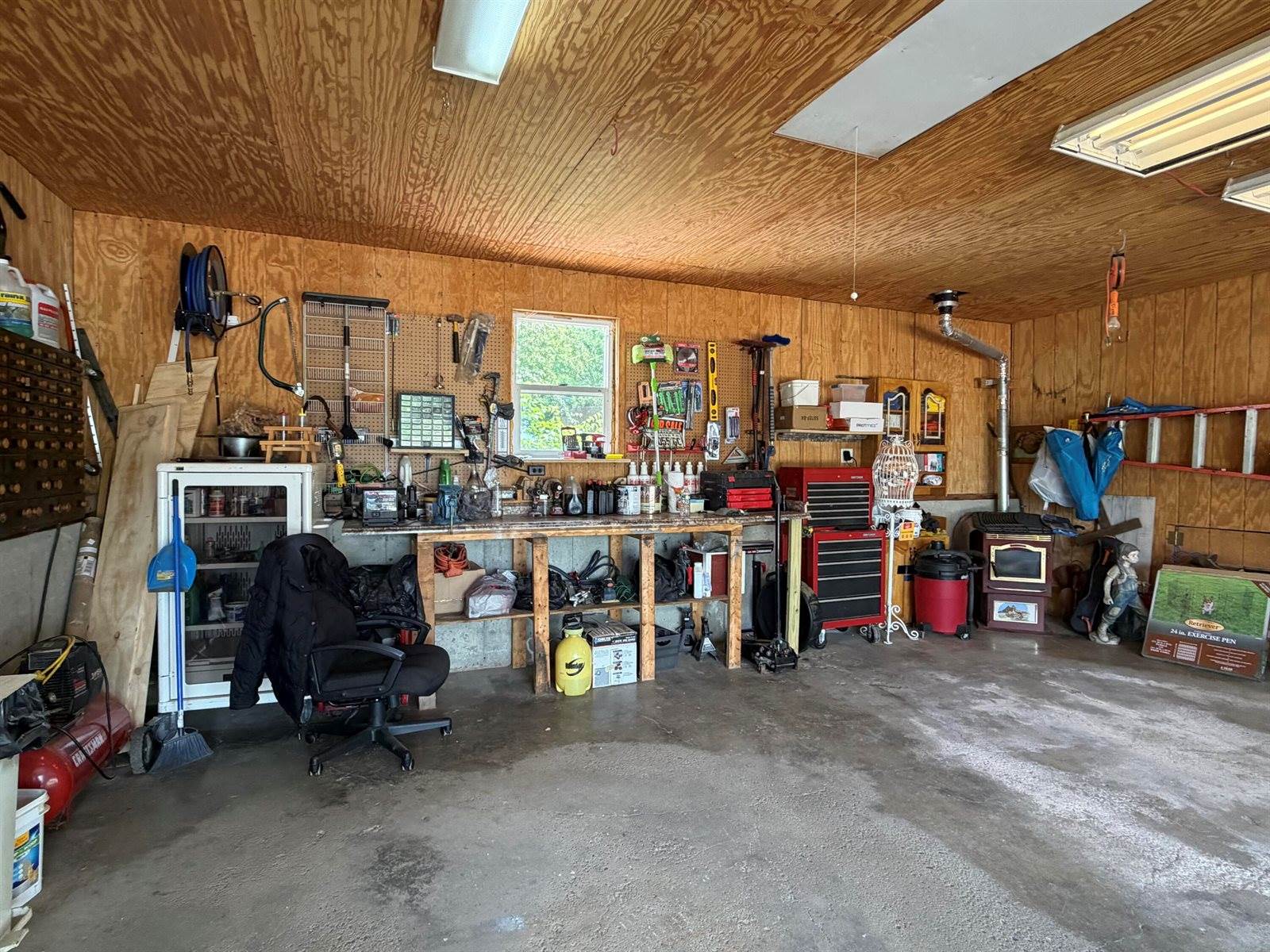 140 26th Avenue, Madawaska, ME 04756