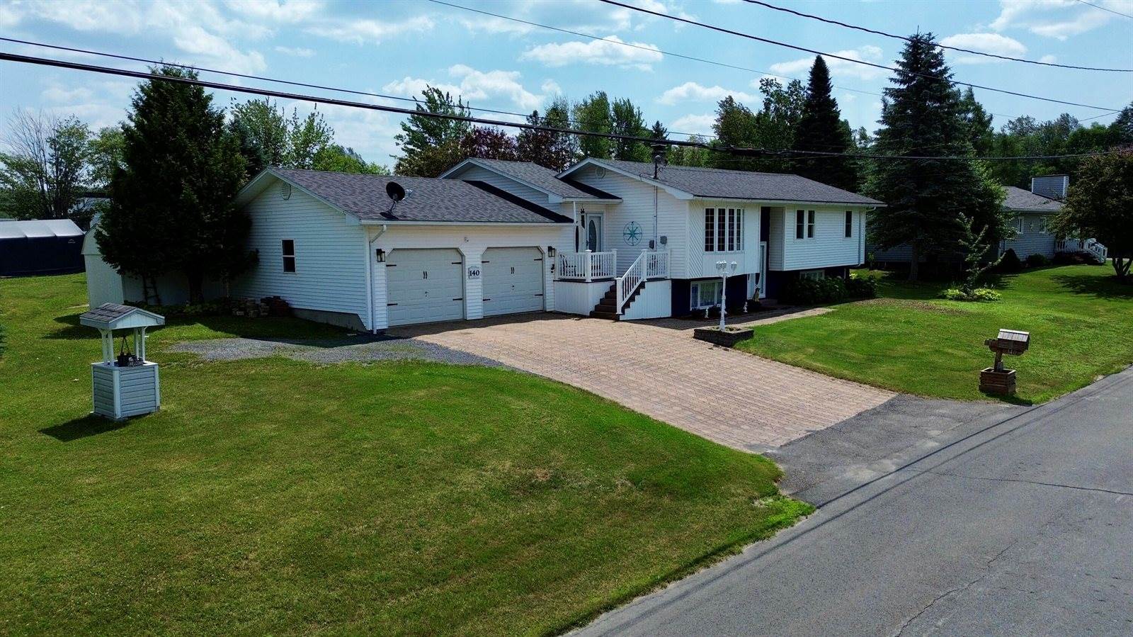 140 26th Avenue, Madawaska, ME 04756