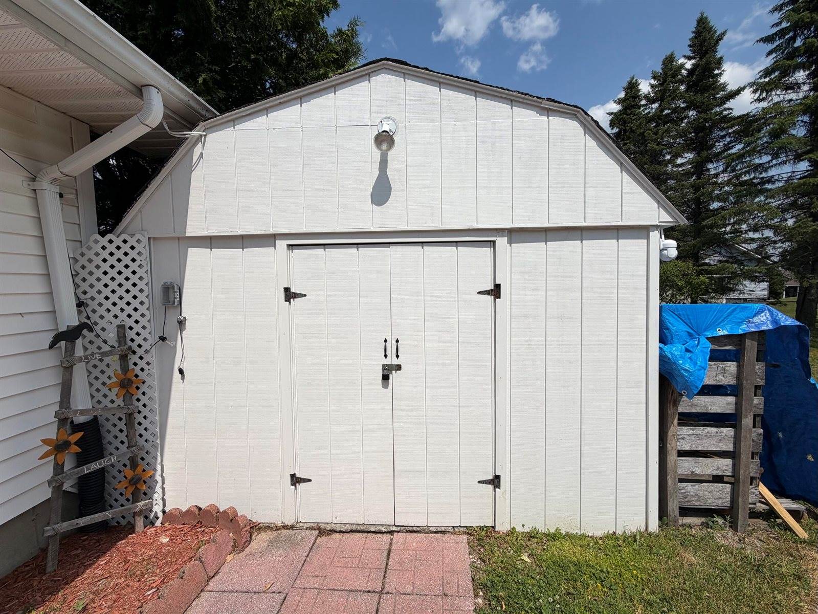 140 26th Avenue, Madawaska, ME 04756