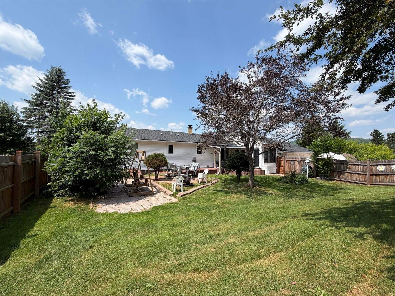 140 26th Avenue, Madawaska, ME 04756