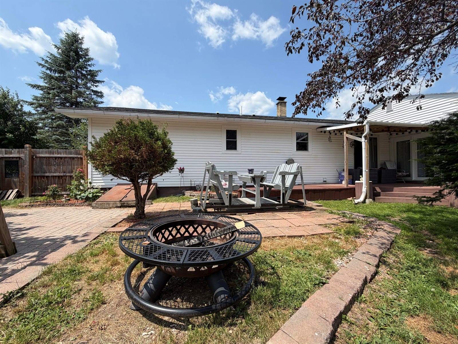 140 26th Avenue, Madawaska, ME 04756