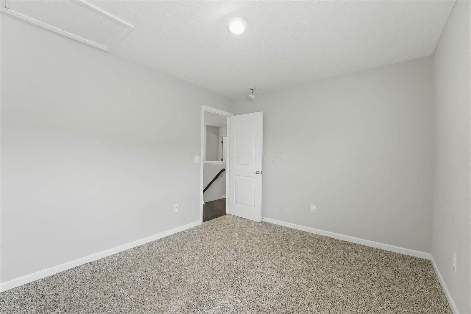 496 Wingate Place North, Mount Sterling, OH 43143
