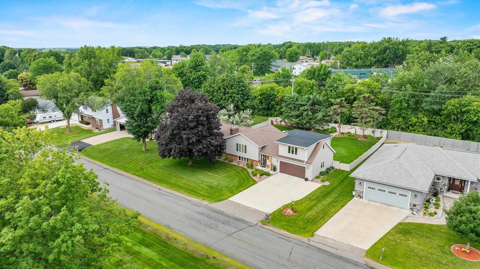 305 Marathon Street, Marshfield, WI 54449