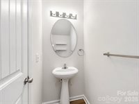1139 Central Park Circle, Davidson, NC 28036