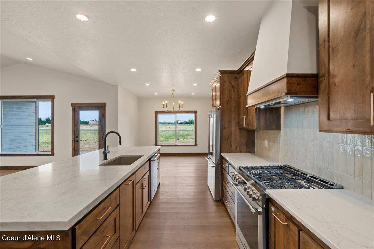 1971 East Yellow Pine Ave, Athol, ID 83801