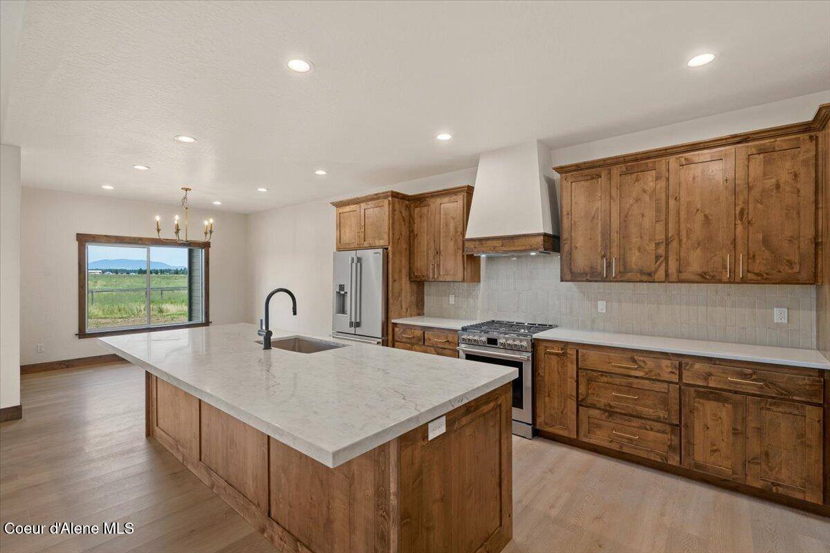 1971 East Yellow Pine Ave, Athol, ID 83801