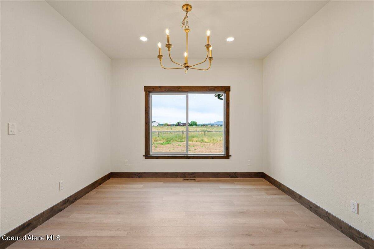 1971 East Yellow Pine Ave, Athol, ID 83801