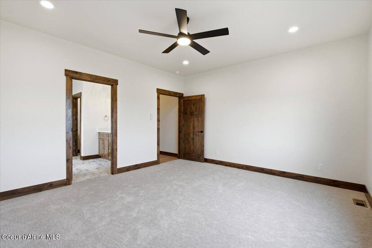 1971 East Yellow Pine Ave, Athol, ID 83801
