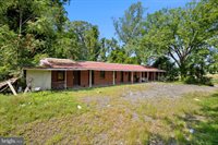 436 Cambridge Street, Fredericksburg, VA 22405