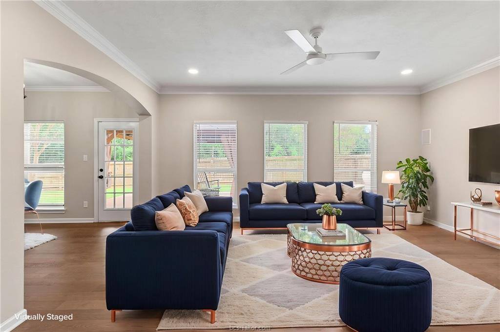 2323 Carisbrooke Loop, College Station, TX 77845