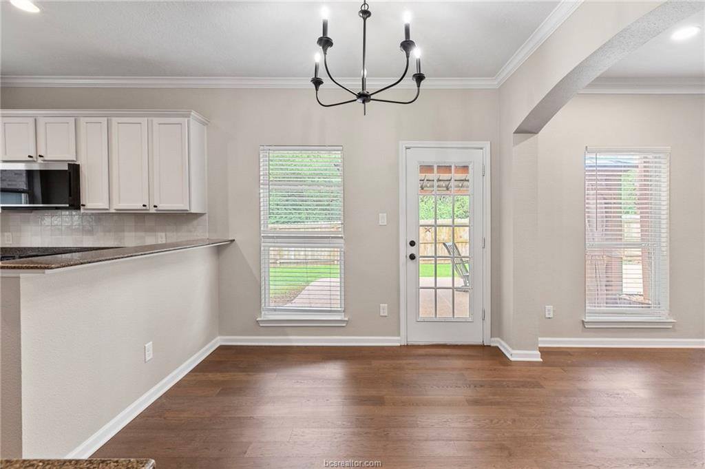 2323 Carisbrooke Loop, College Station, TX 77845