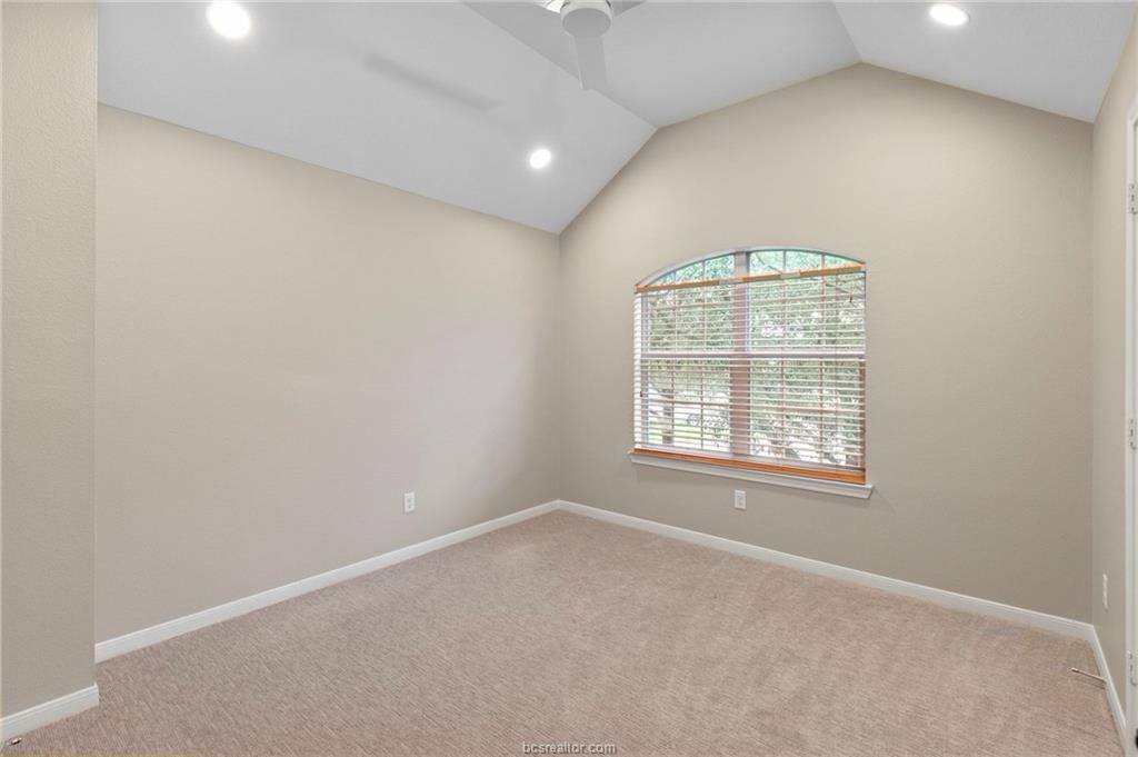 2323 Carisbrooke Loop, College Station, TX 77845