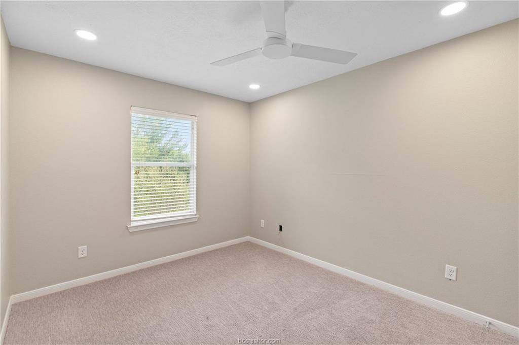 2323 Carisbrooke Loop, College Station, TX 77845