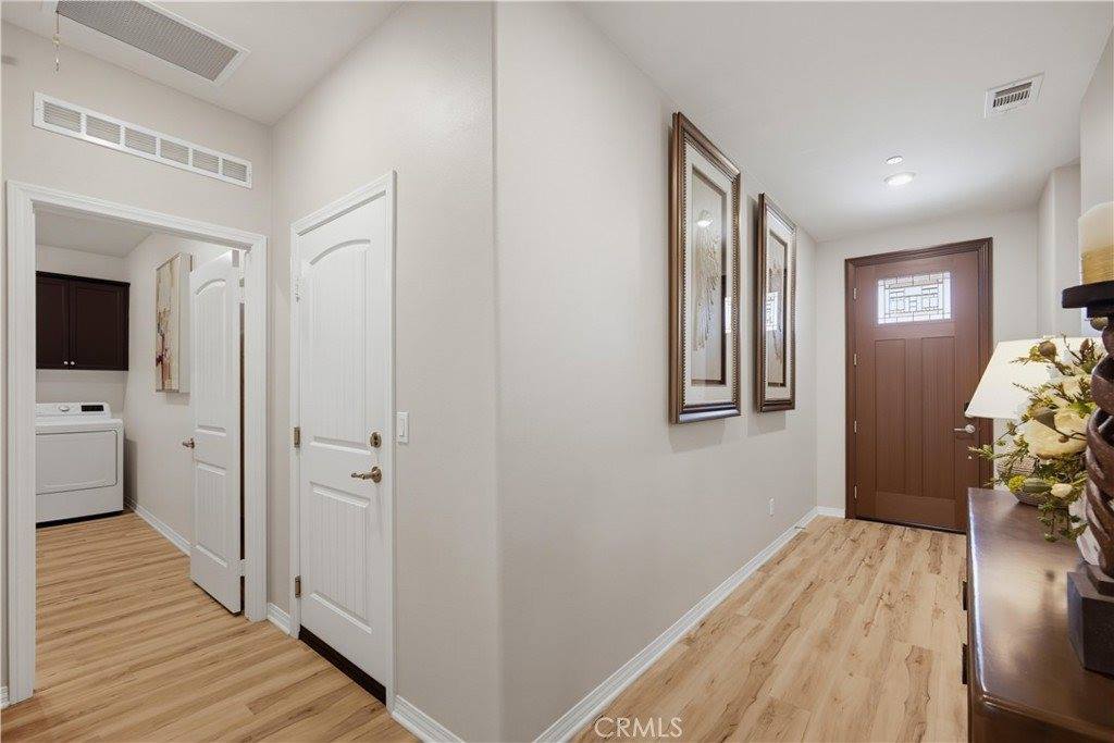 5382 Kastania, Fontana, CA 92336