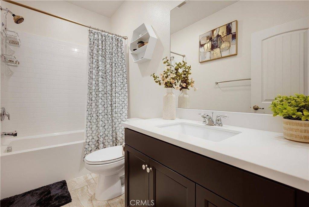 5382 Kastania, Fontana, CA 92336