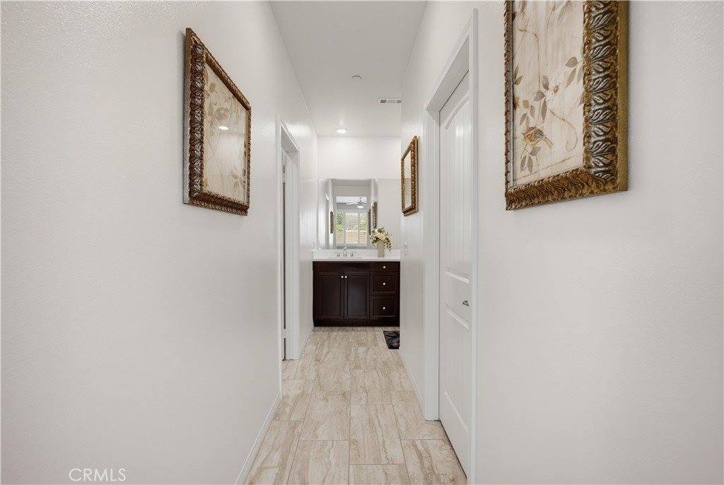 5382 Kastania, Fontana, CA 92336