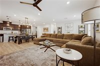 5382 Kastania, Fontana, CA 92336