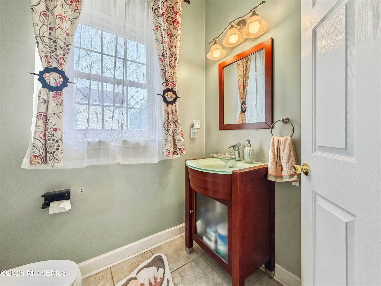 15 Cedarview Avenue, Jackson, NJ 08527