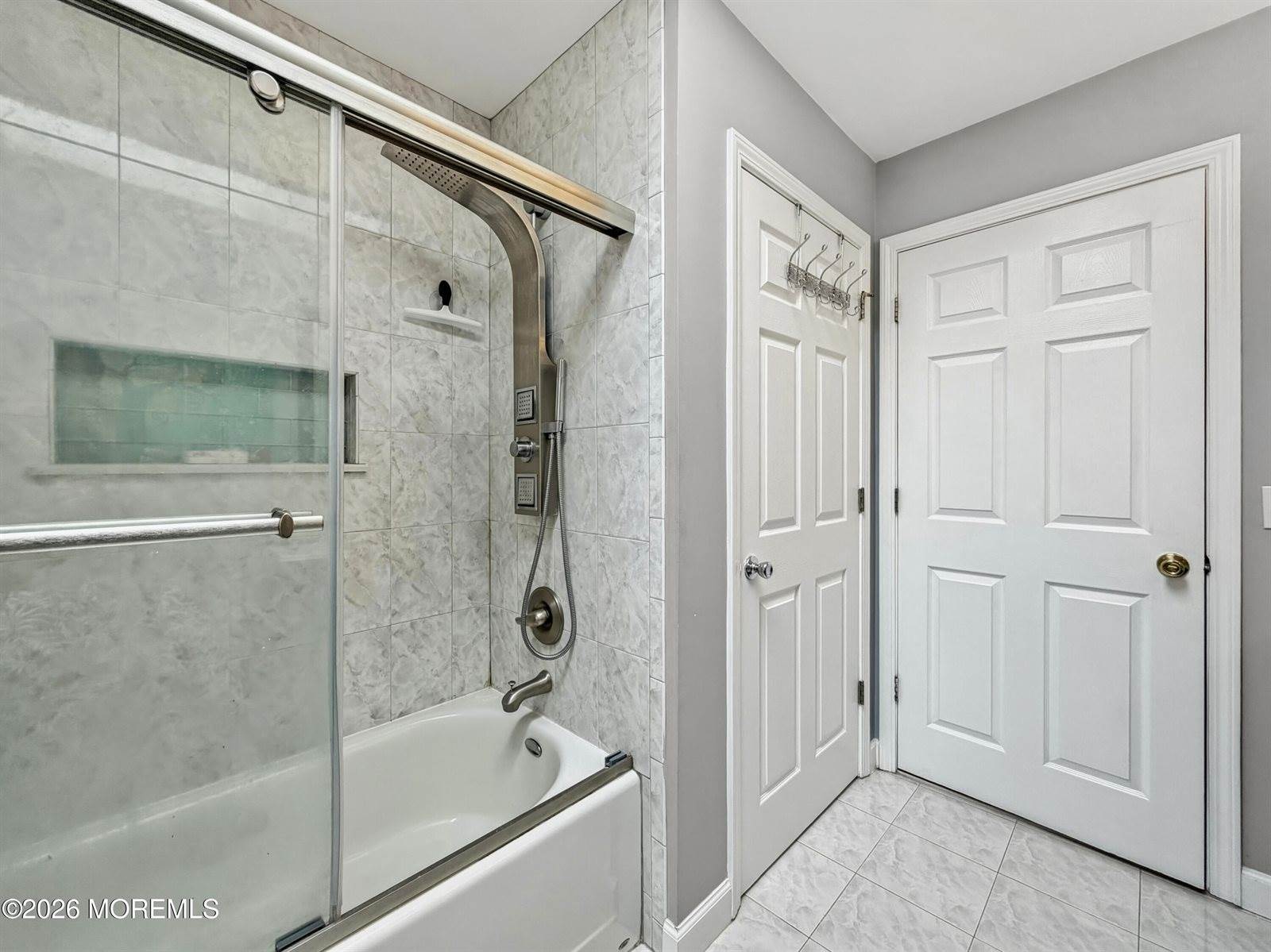 15 Cedarview Avenue, Jackson, NJ 08527