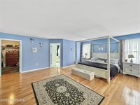 15 Cedarview Avenue, Jackson, NJ 08527