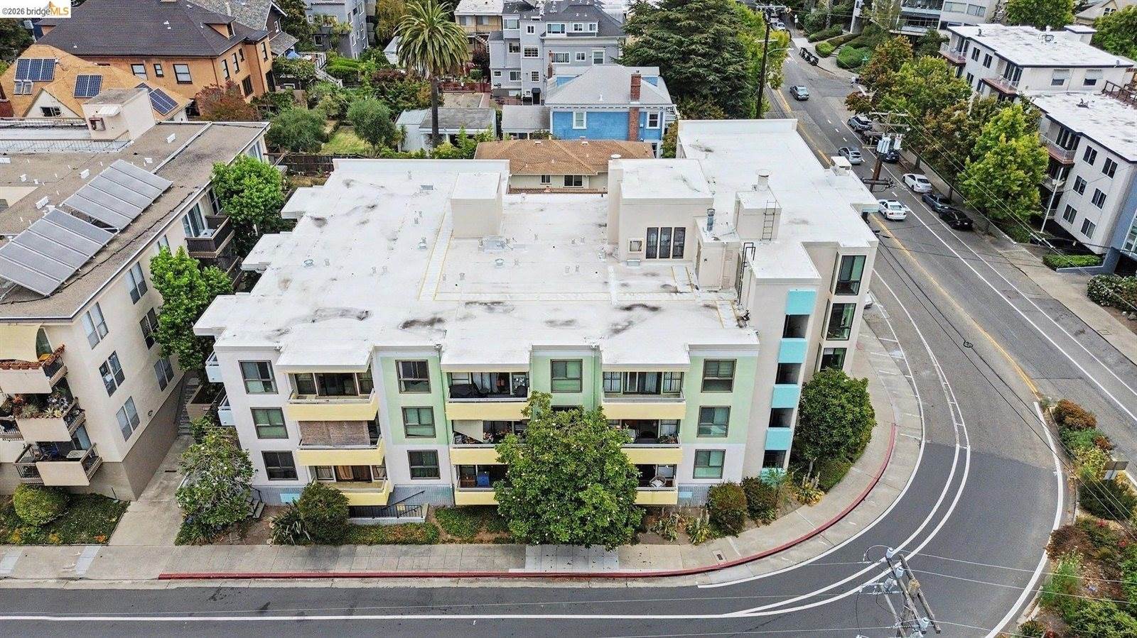 651 Oakland Ave, Oakland, CA 94611