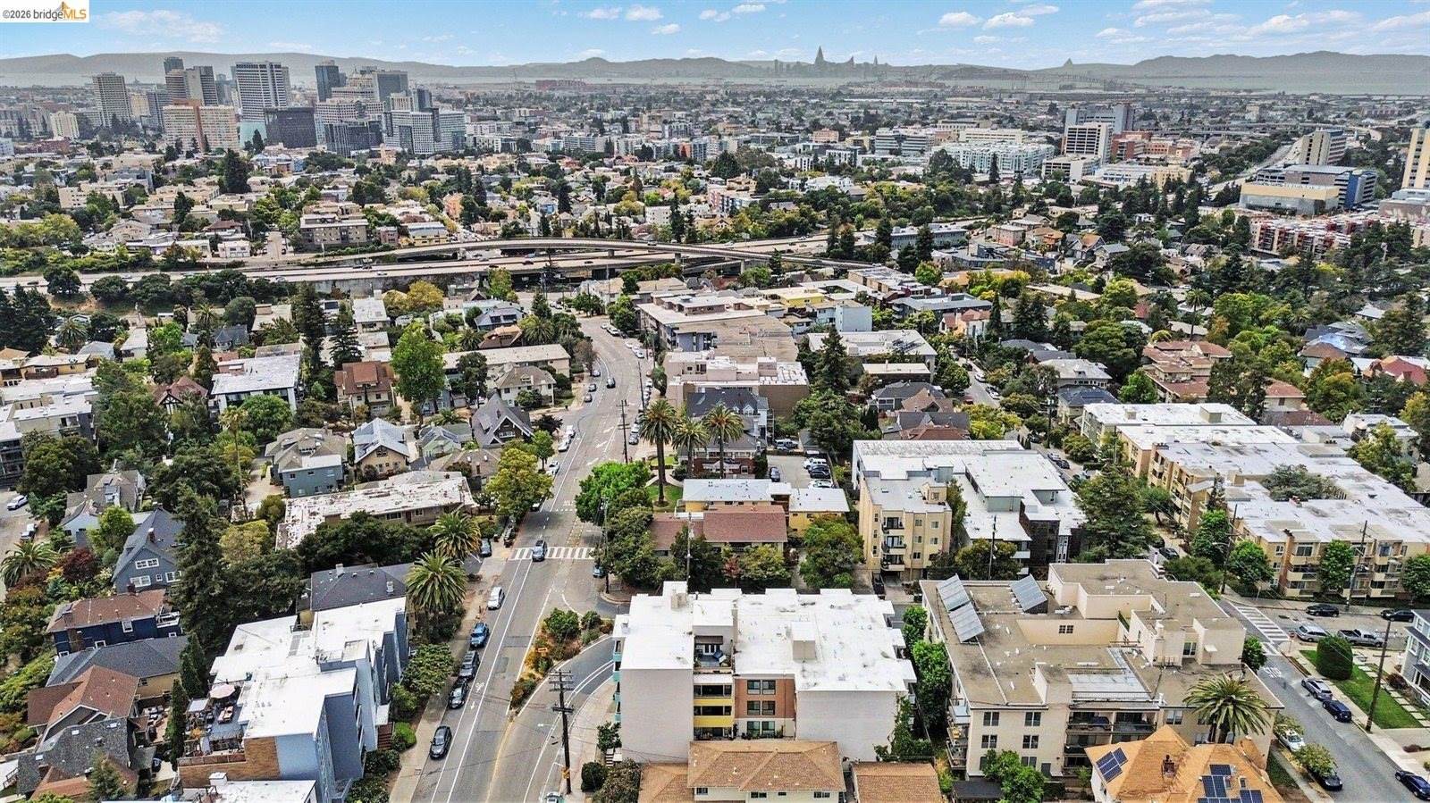 651 Oakland Ave, Oakland, CA 94611