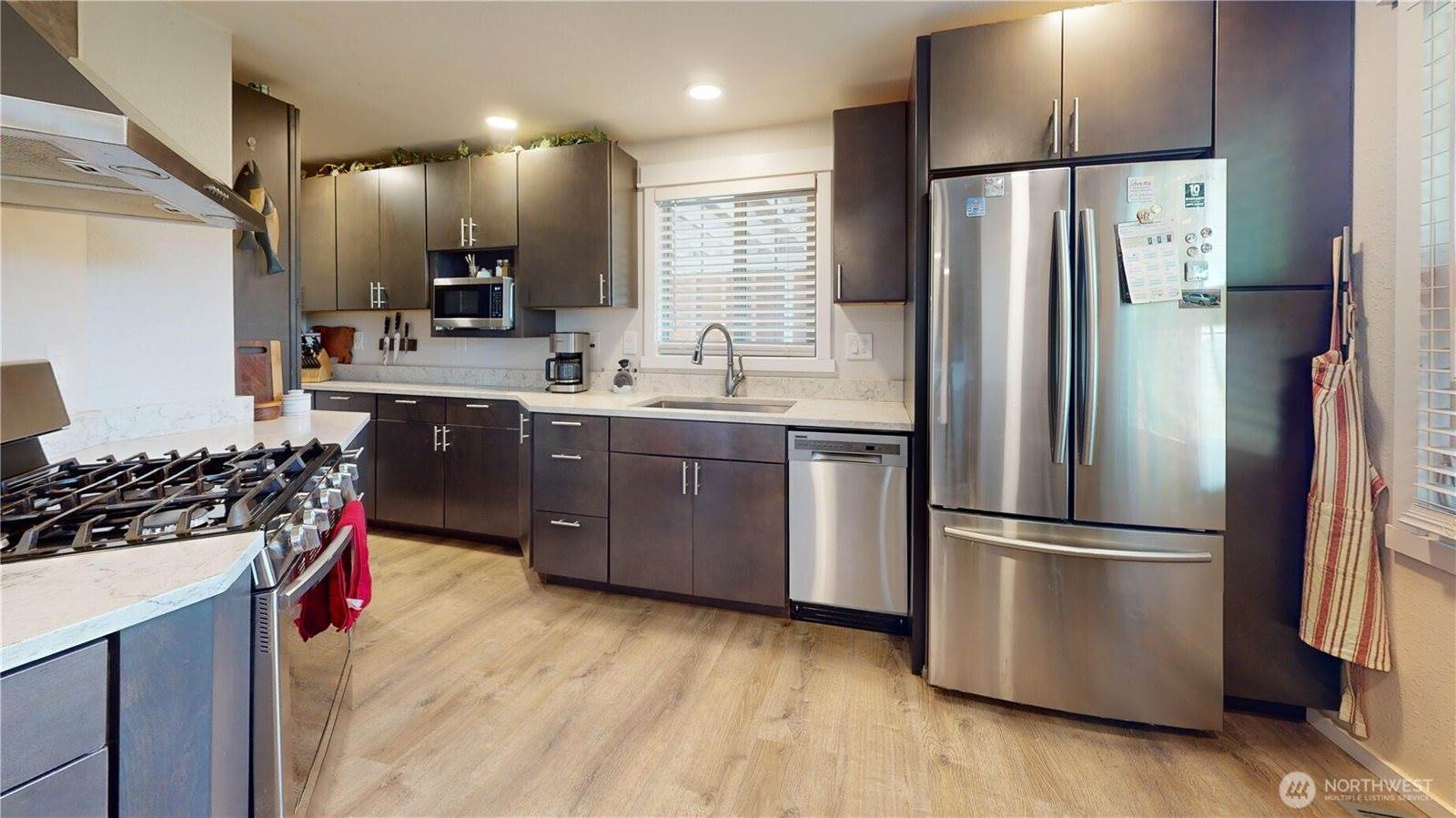 521 East Magnolia Avenue, Burlington, WA 98233