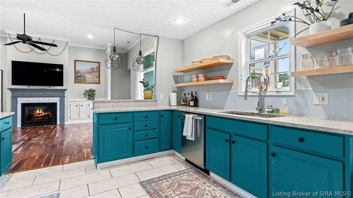 326 River Forest Parkway, Jeffersonville, IN 47130
