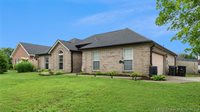 326 River Forest Parkway, Jeffersonville, IN 47130