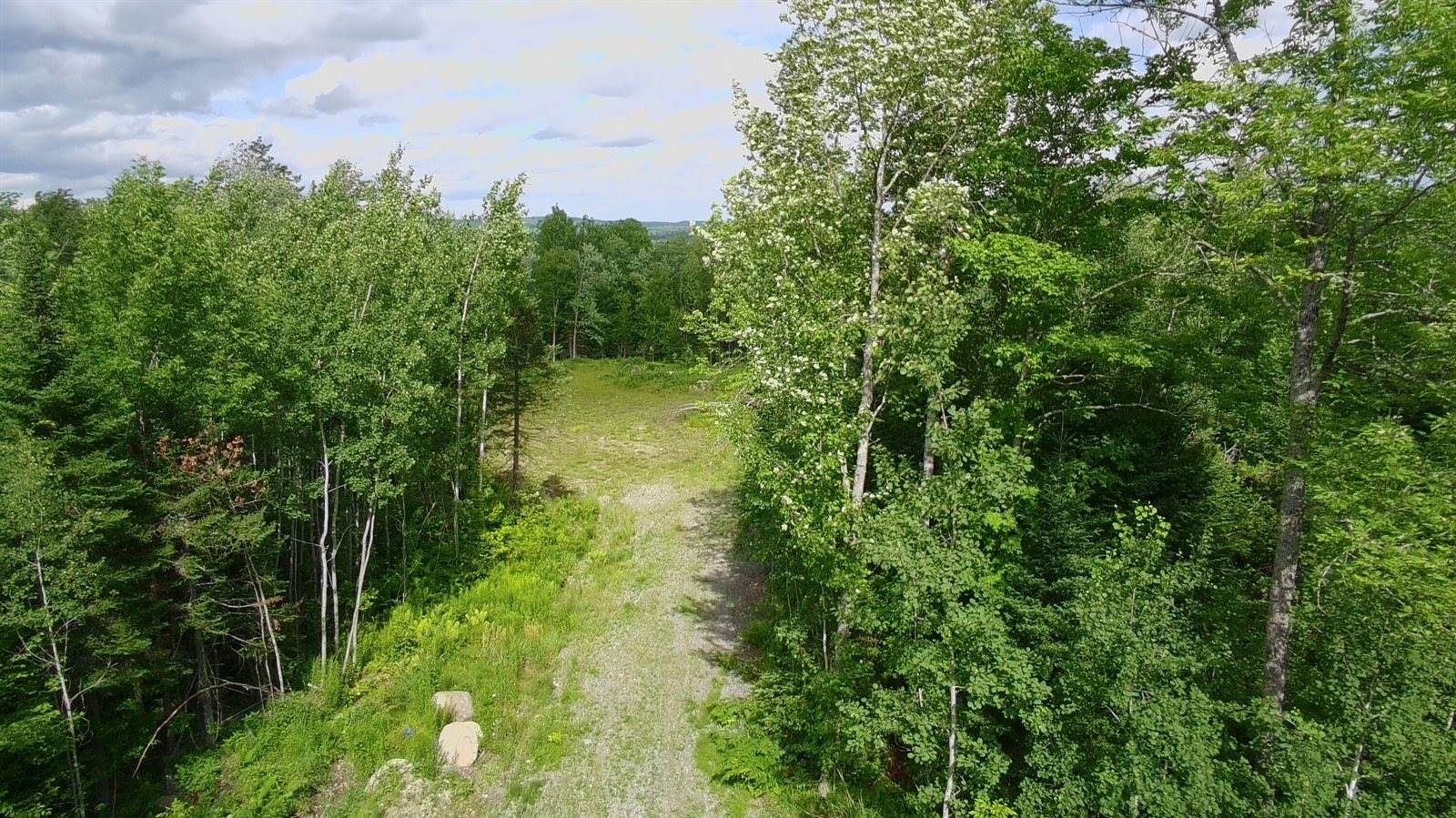 38 Monument Road, Abbot, ME 04406
