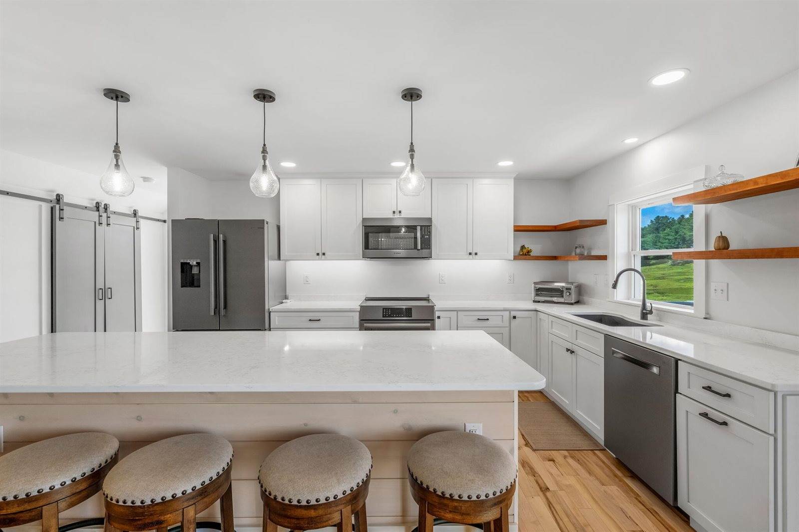 100 Easy Street, Orland, ME 04472