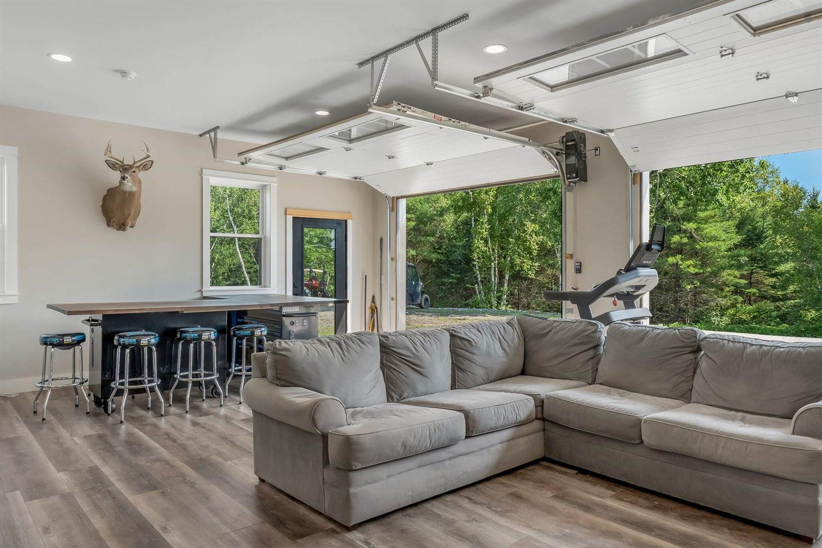 100 Easy Street, Orland, ME 04472