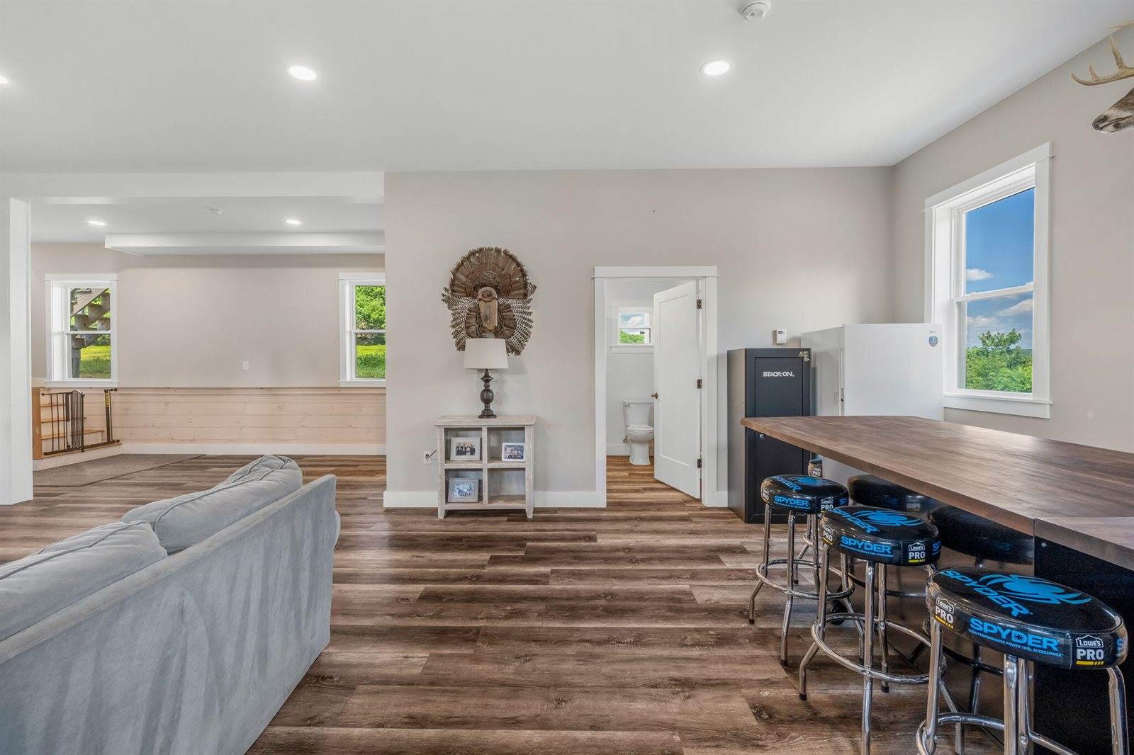 100 Easy Street, Orland, ME 04472