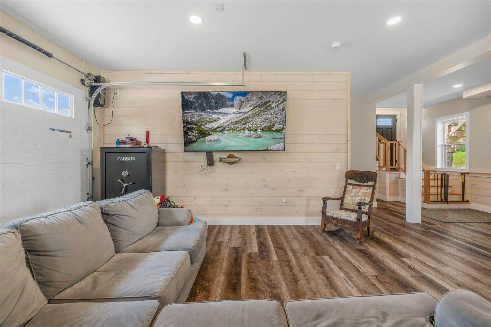 100 Easy Street, Orland, ME 04472