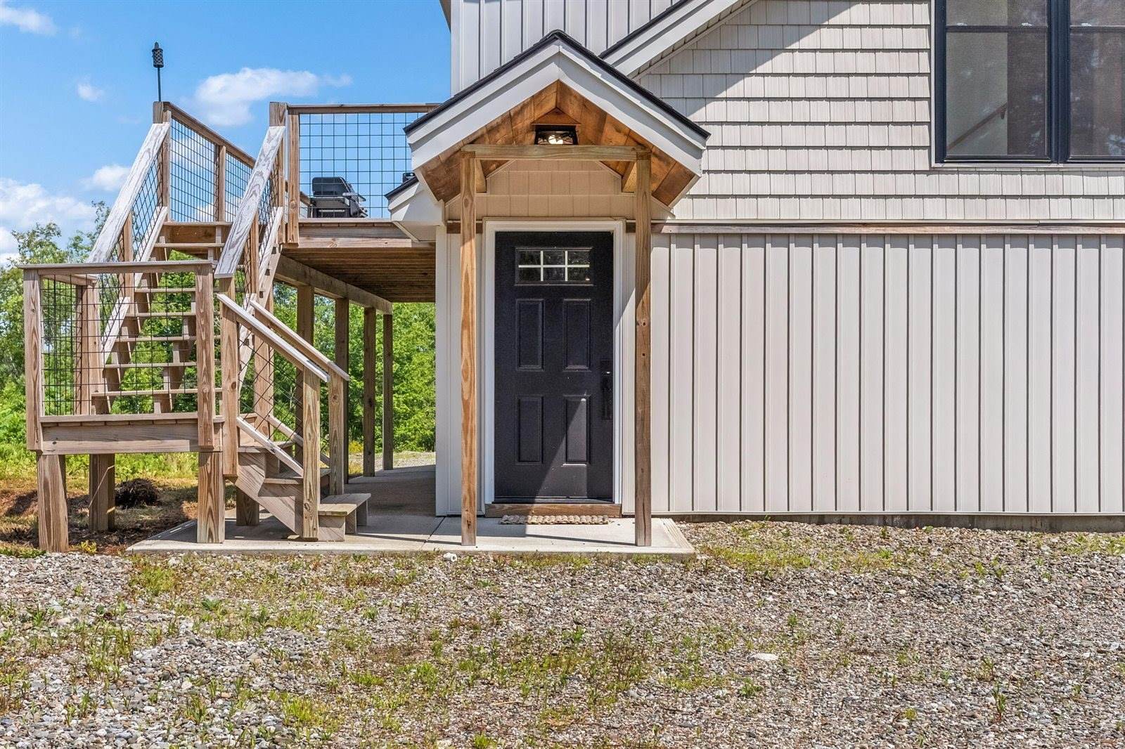 100 Easy Street, Orland, ME 04472