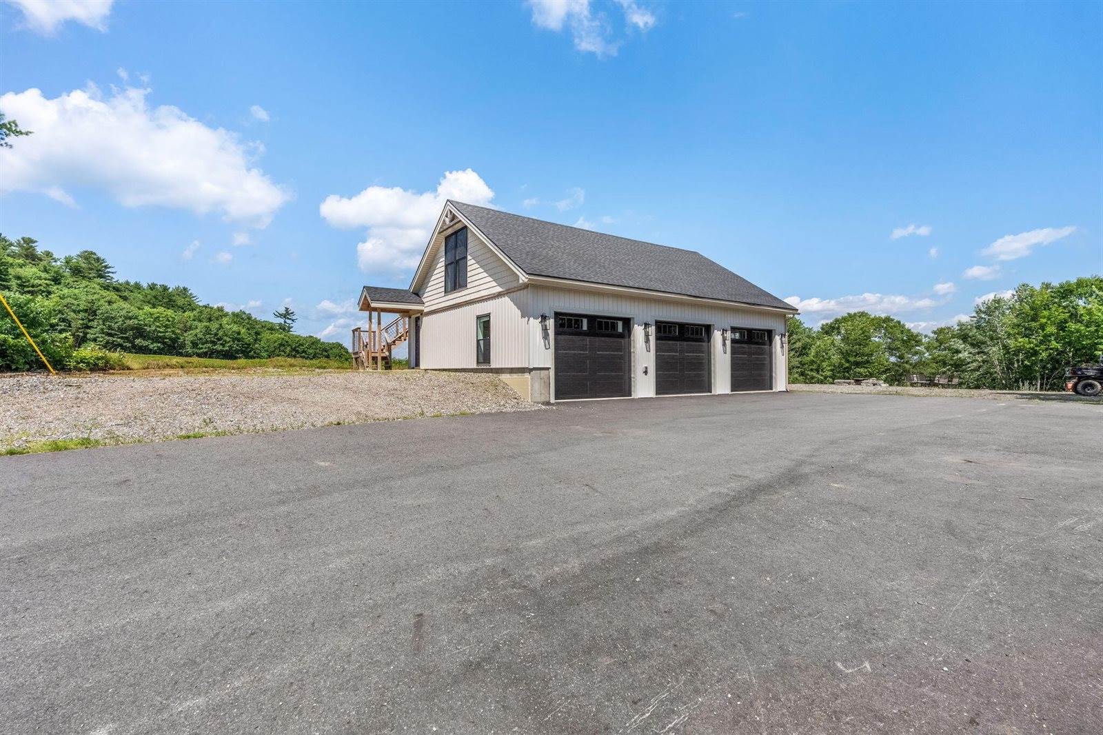 100 Easy Street, Orland, ME 04472