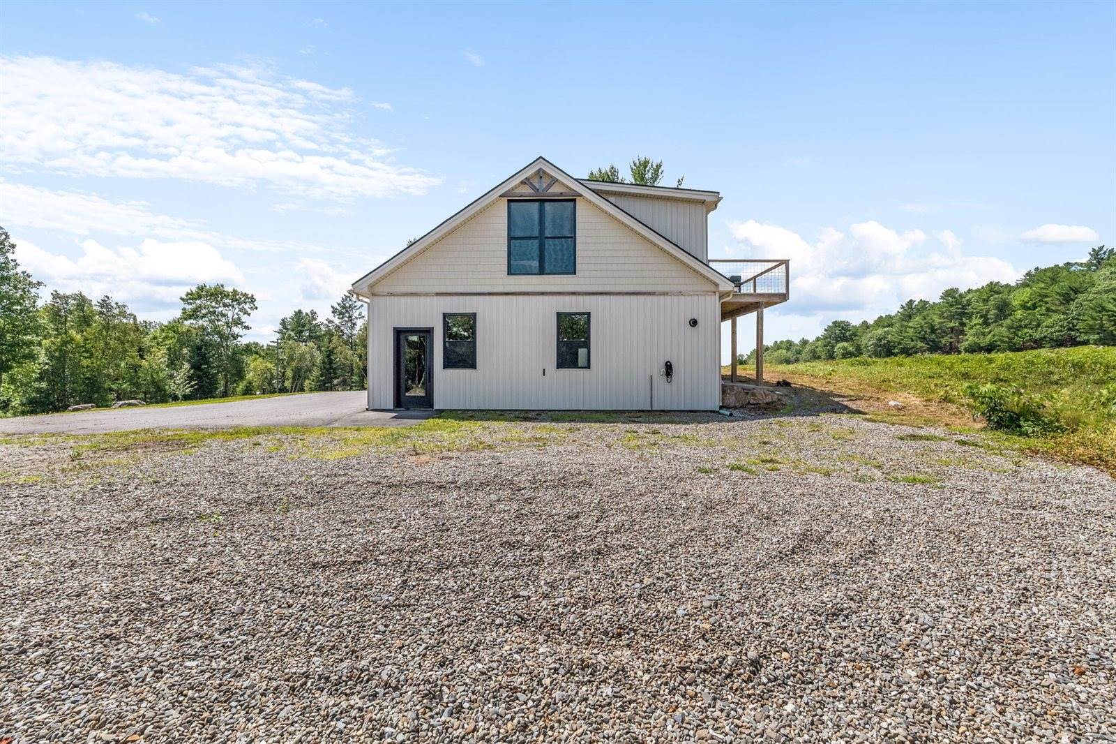 100 Easy Street, Orland, ME 04472