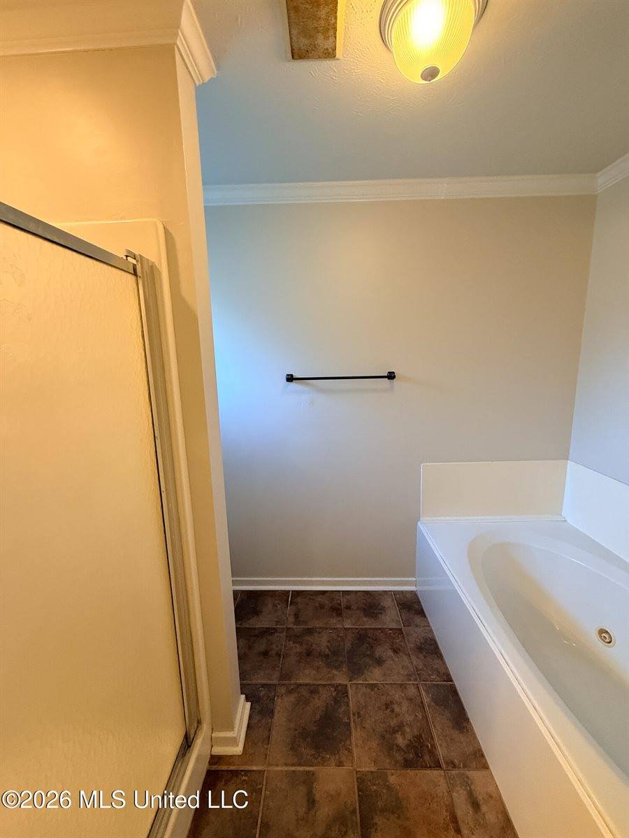 120 Oak Grove Drive, Brandon, MS 39047