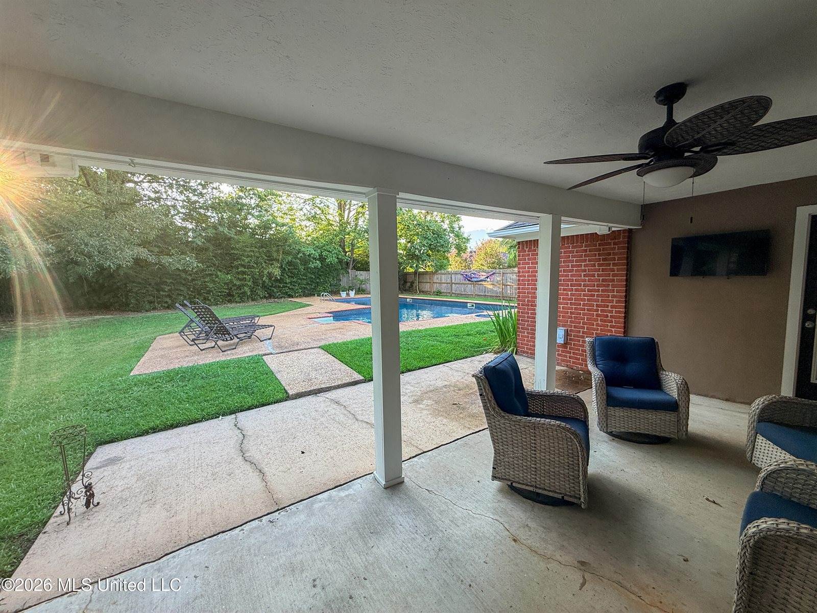 120 Oak Grove Drive, Brandon, MS 39047