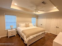 120 Oak Grove Drive, Brandon, MS 39047