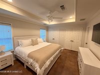 120 Oak Grove Drive, Brandon, MS 39047