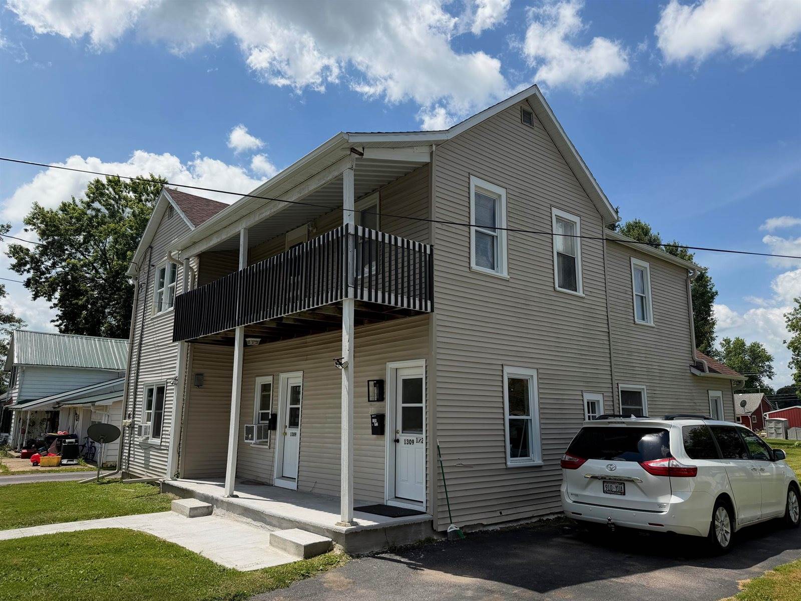 1309 2nd Main St, Elroy, WI 53929