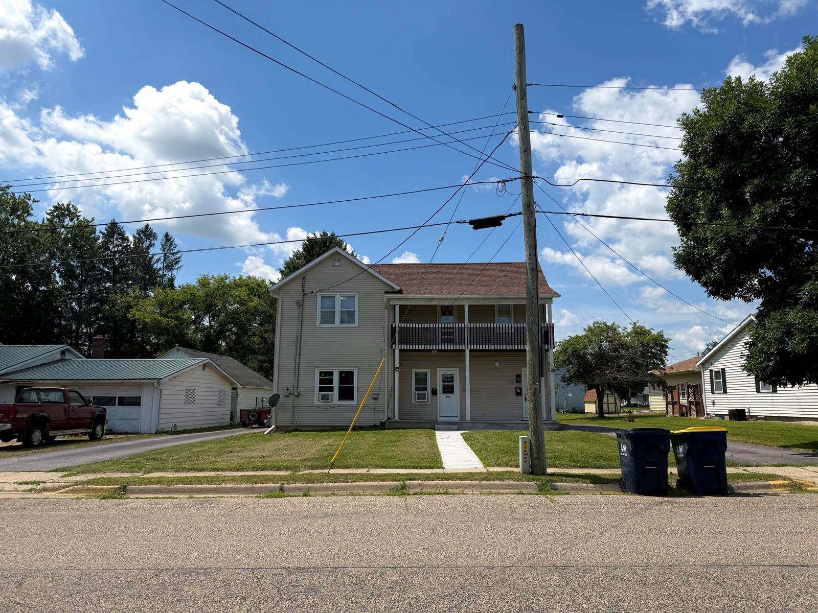 1309 2nd Main St, Elroy, WI 53929