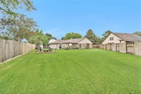 315 Thistlewood Court, League City, TX 77573