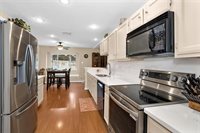 315 Thistlewood Court, League City, TX 77573