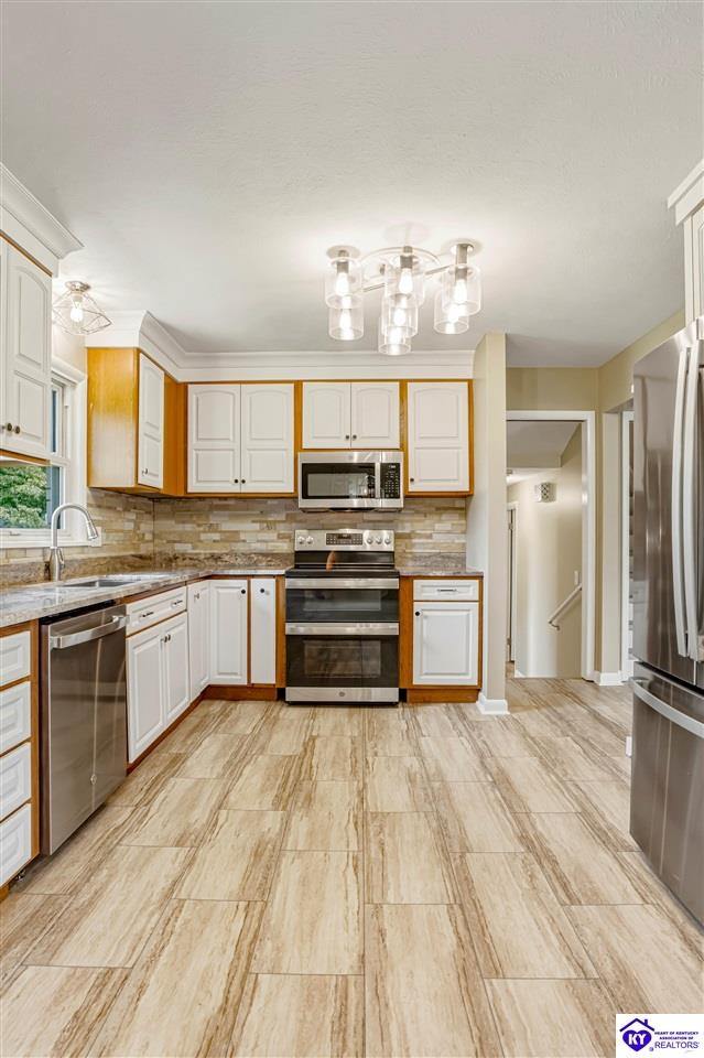 107 Donna Drive, Brandenburg, KY 40108