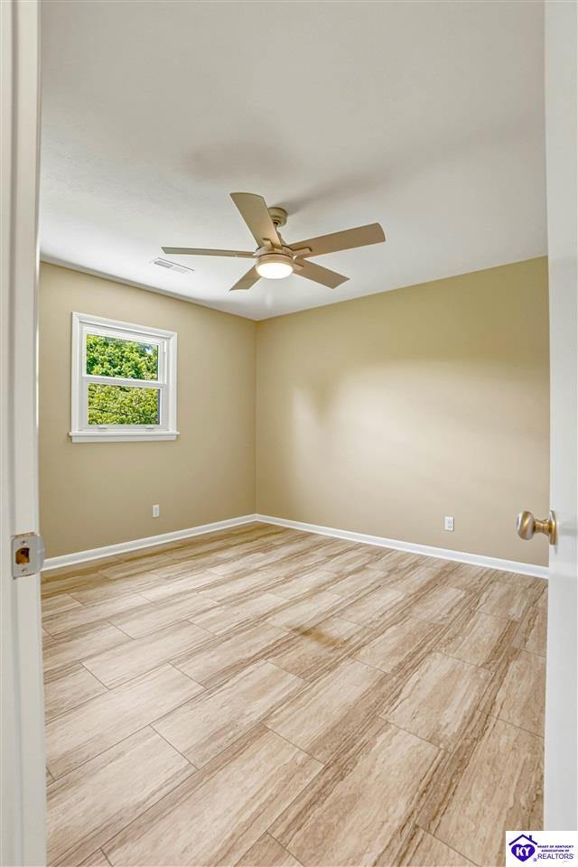 107 Donna Drive, Brandenburg, KY 40108