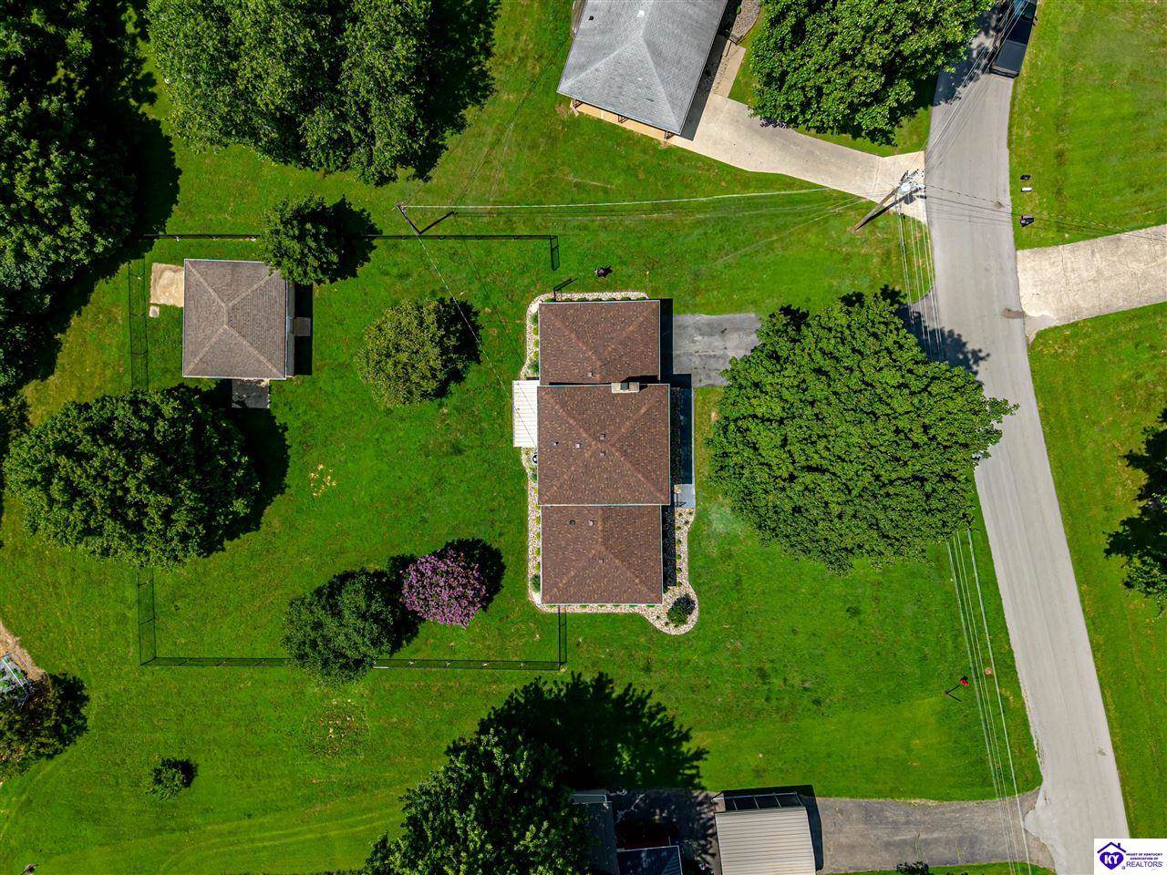 107 Donna Drive, Brandenburg, KY 40108
